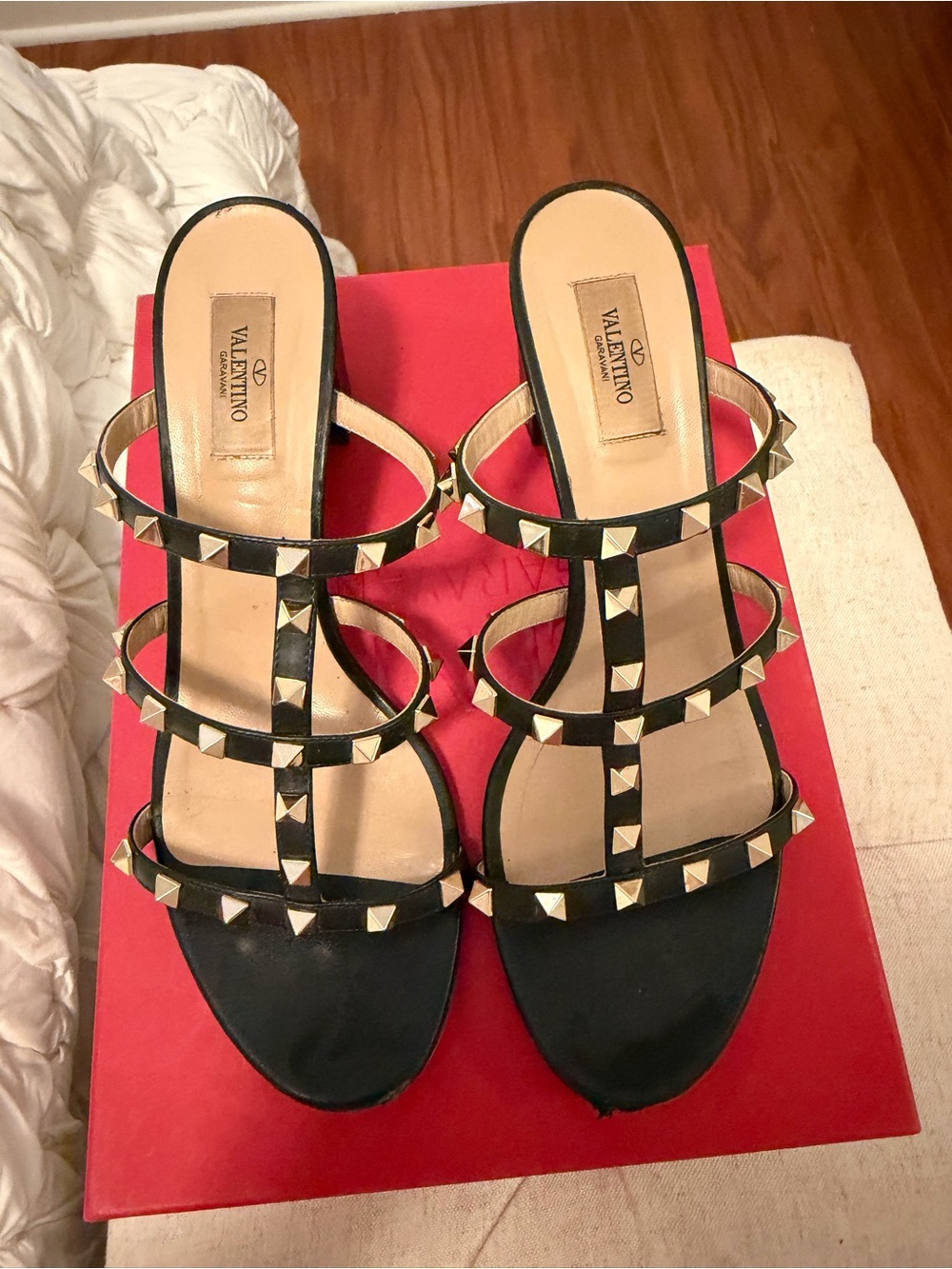 Rockstud Multi-Strap Slide - Picture 7 of 12